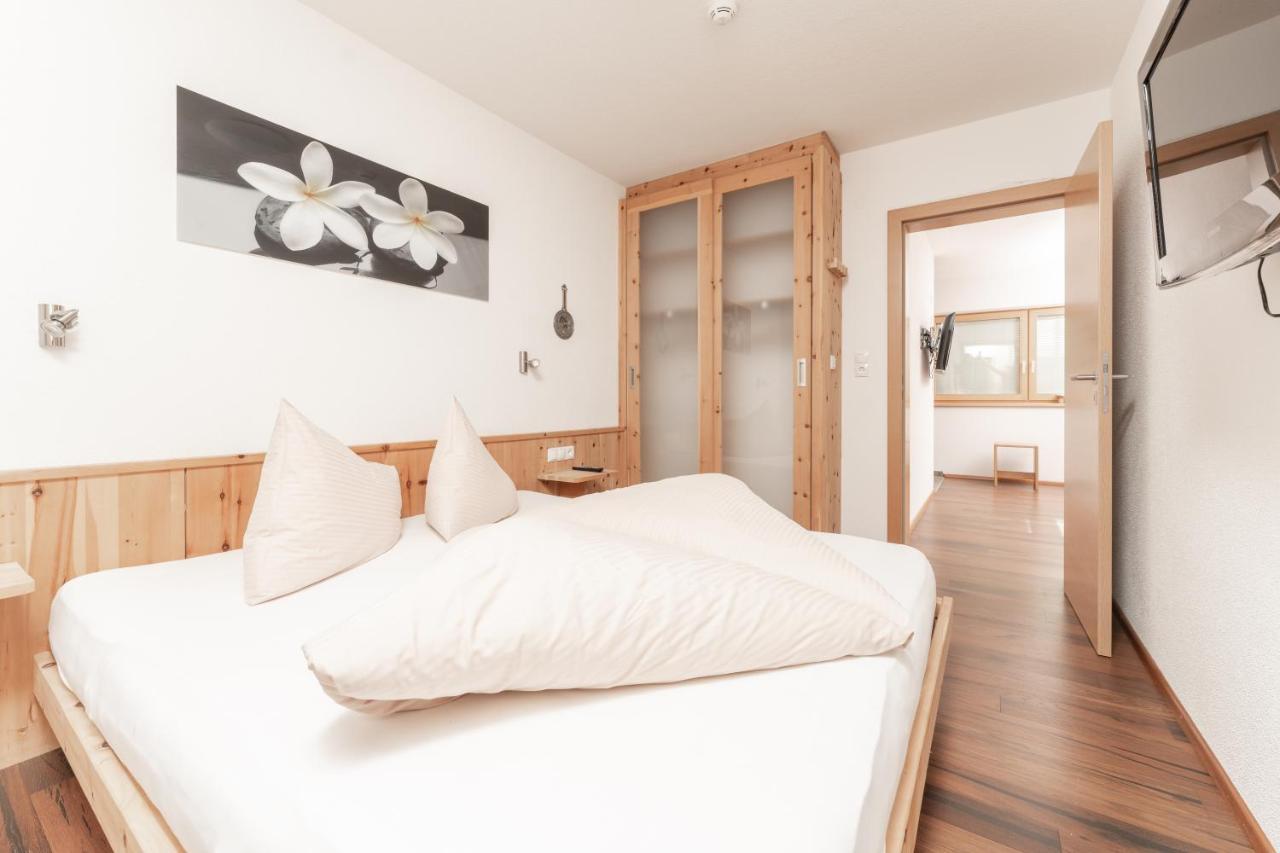 Aparthotel Ambiente Умхаузен Экстерьер фото