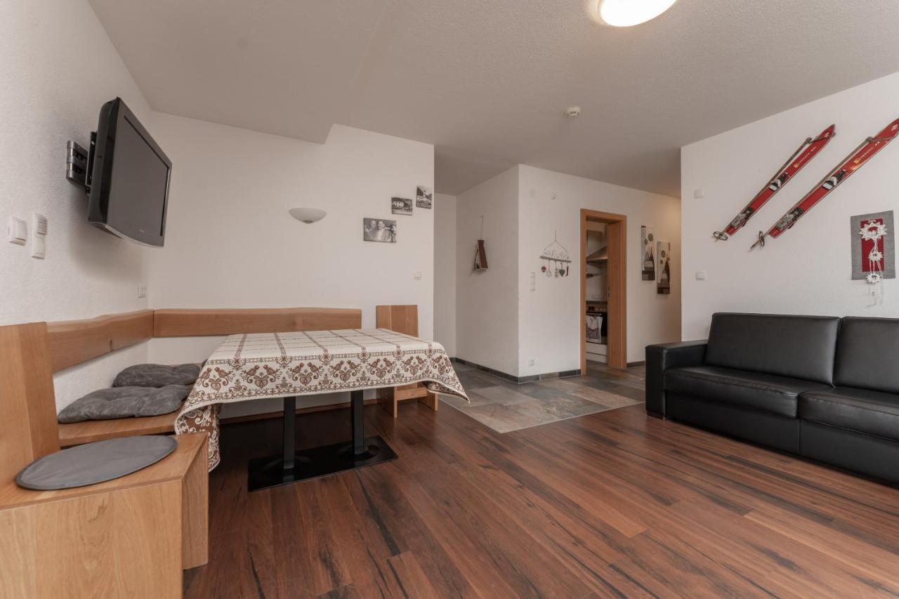 Aparthotel Ambiente Умхаузен Экстерьер фото