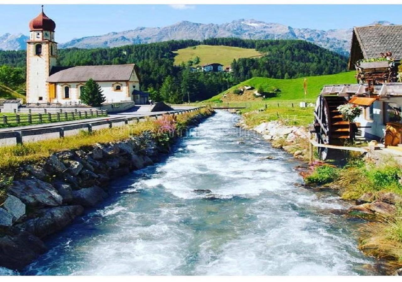 Aparthotel Ambiente Умхаузен Экстерьер фото